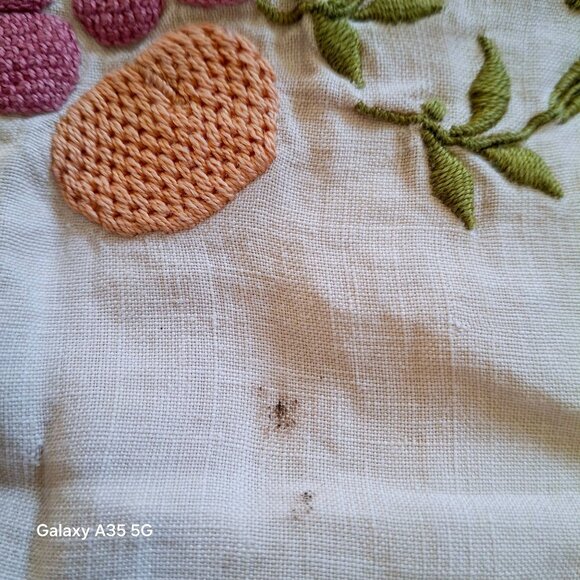 Vintage Embroidered Floral Tablecloth With Scalloped Edges 30 x 33 inches - Picture 2 of 5